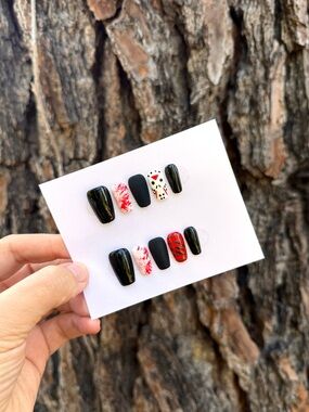 Camp Crystal Press-On Nails